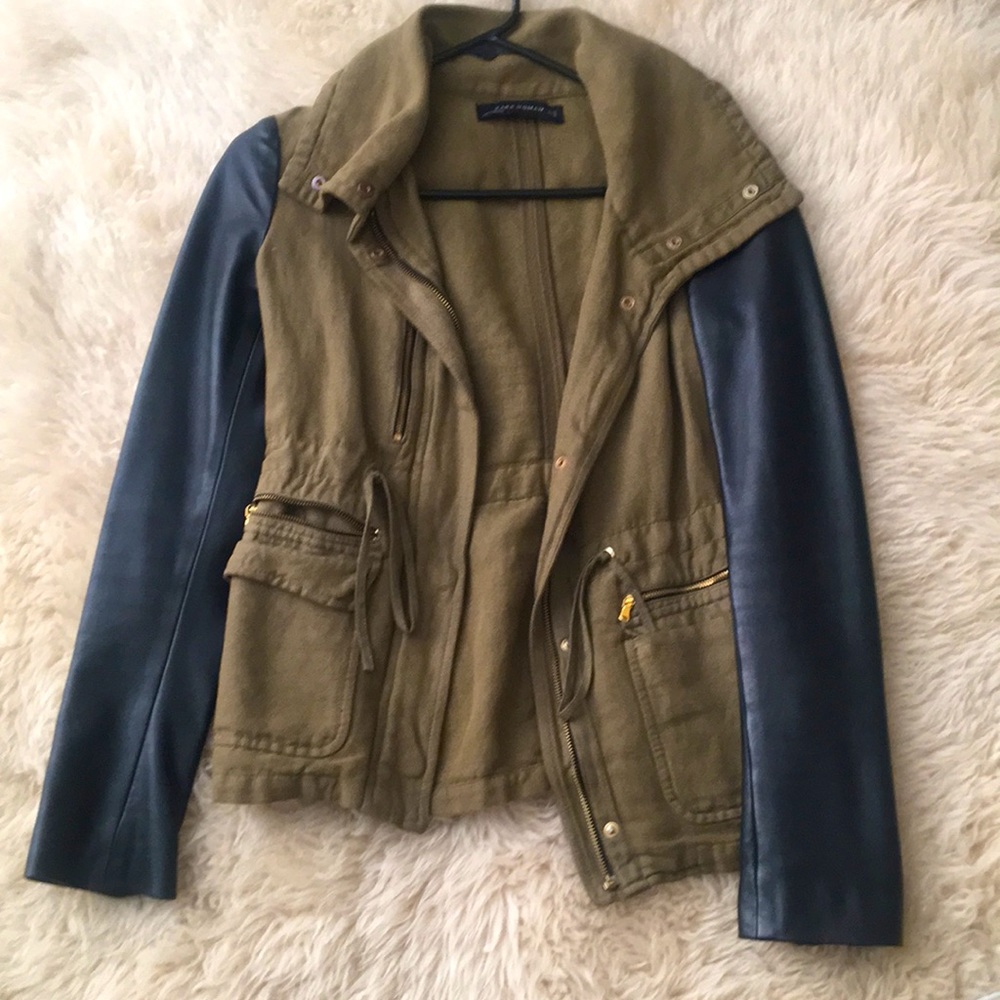 Zara Beautiful army green jacket